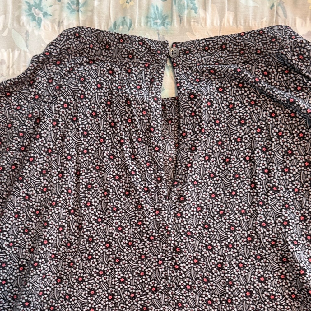 LOFT Black Patterned Ruffle Blouse - image 4